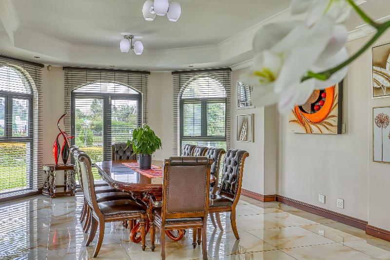 فندق Villa Tasha Luxury Suites