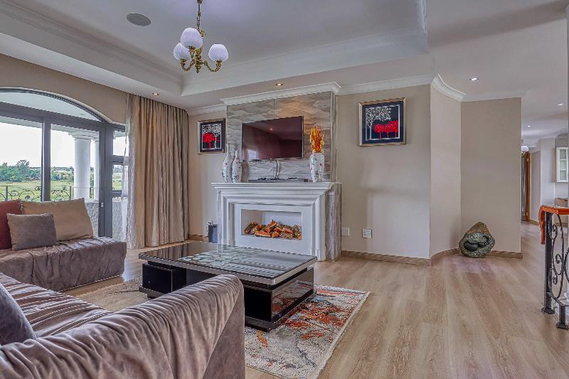 فندق Villa Tasha Luxury Suites