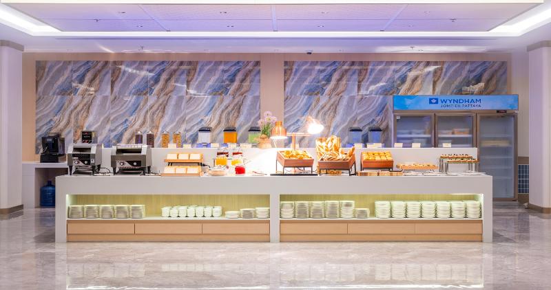 호텔 Wyndham Jomtien Pattaya