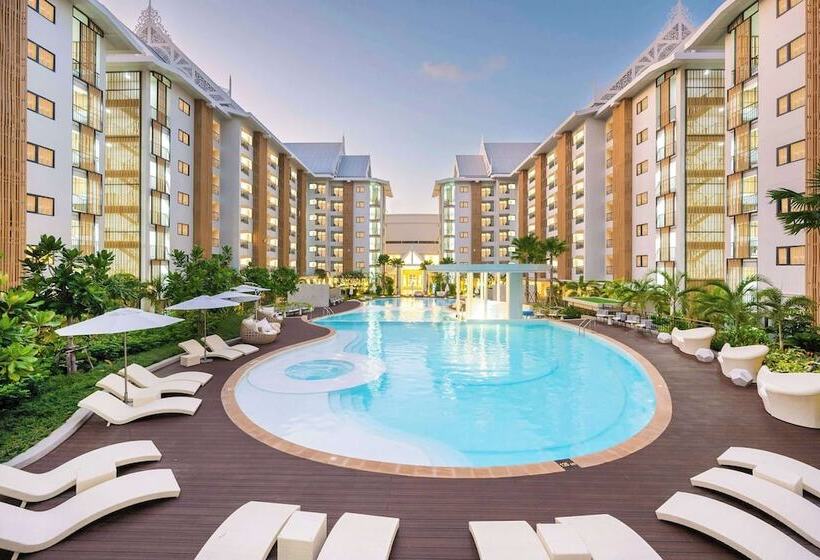 호텔 Wyndham Jomtien Pattaya