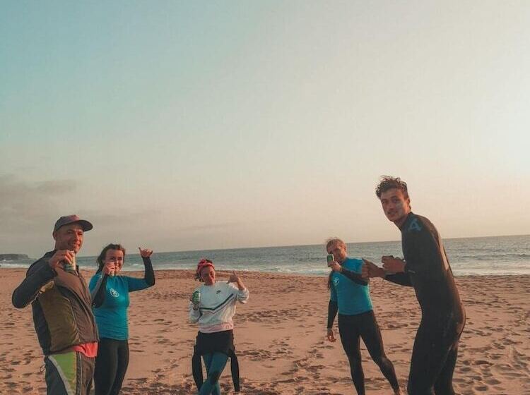 旅馆 International Surf Camp Only Surf