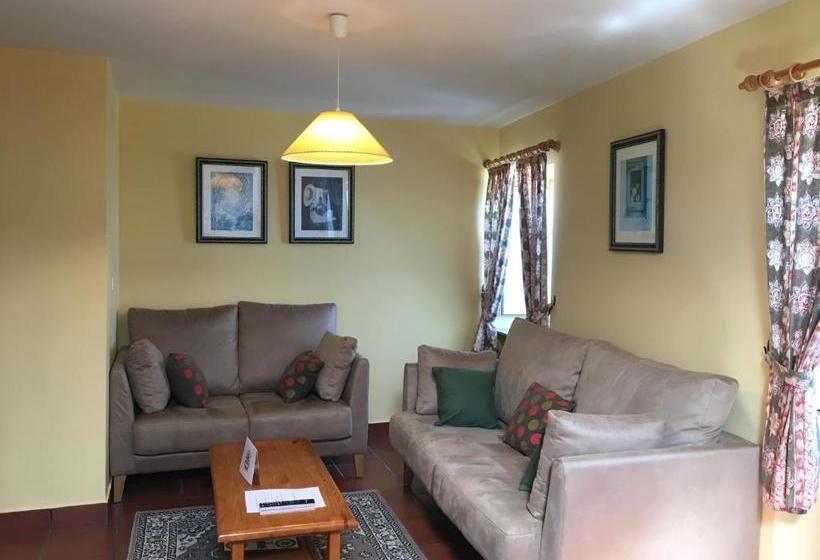 Escuder Apartamentos Turísticos