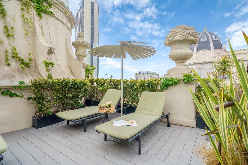 Casagrand Luxury Suites