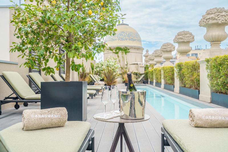 Casagrand Luxury Suites