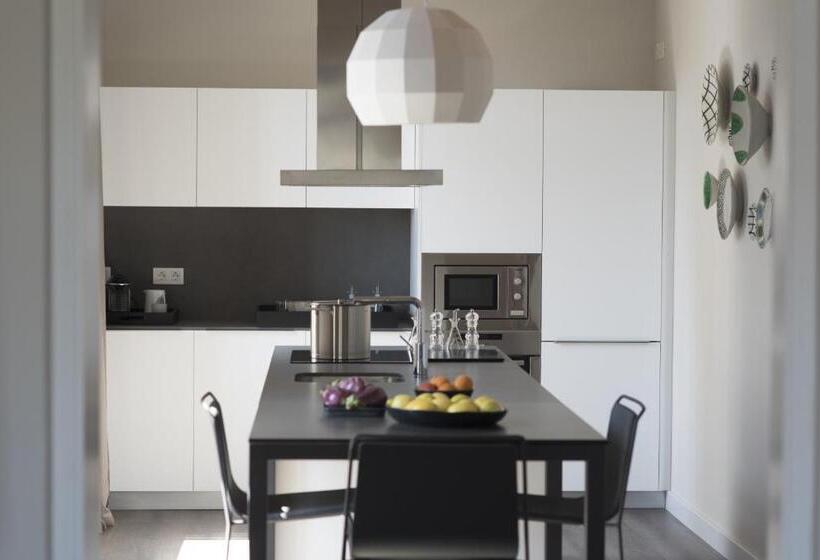 Casagrand Luxury Suites