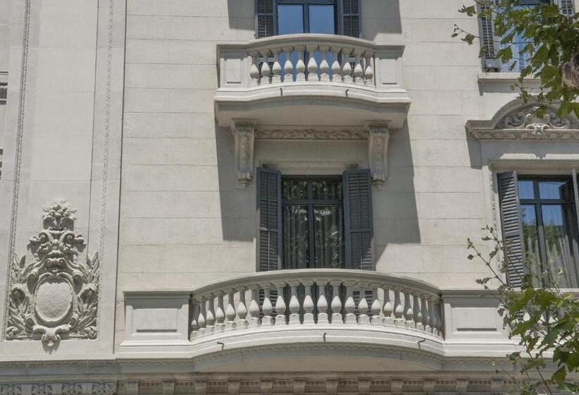 Casagrand Luxury Suites