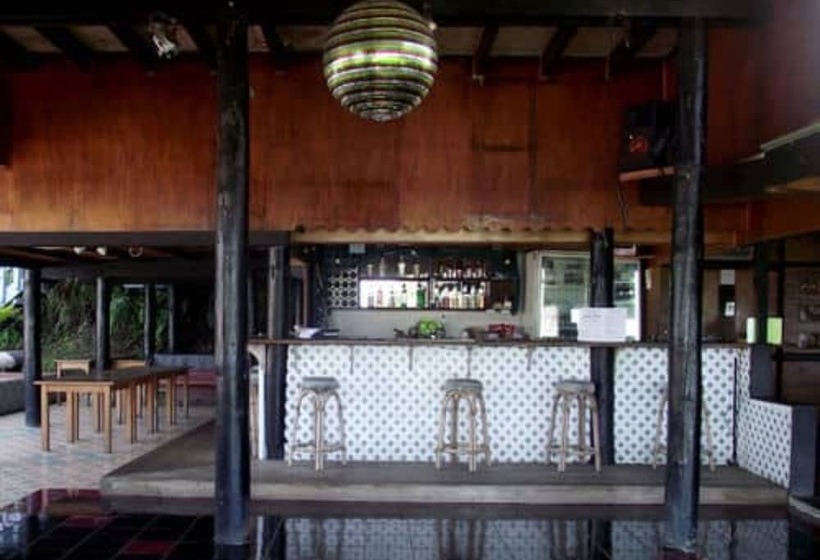 The Crow S Nest Resort