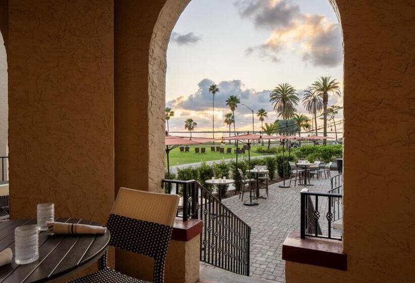 Fenway Hotel, Autograph Collection