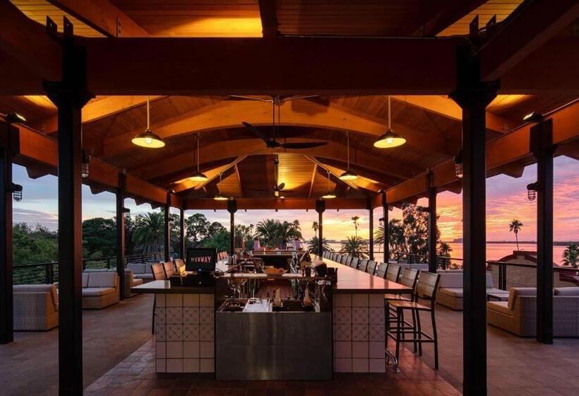 Fenway Hotel, Autograph Collection