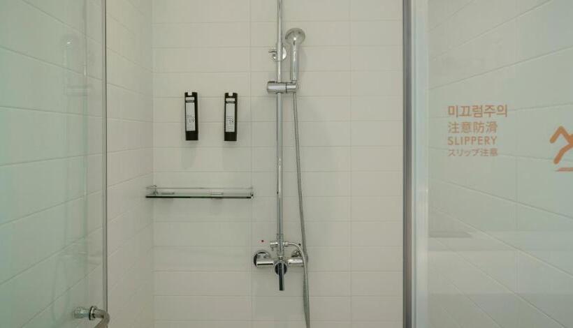 Grand City Hotel Changwon