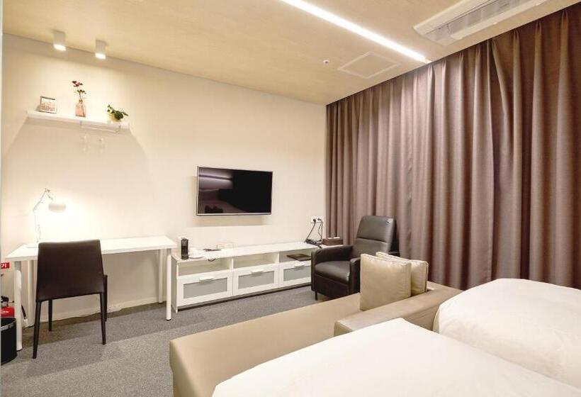 Grand City Hotel Changwon