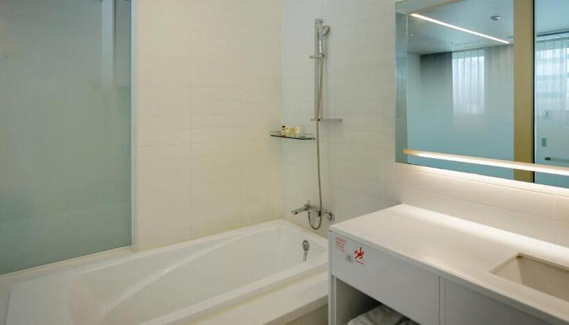 Grand City Hotel Changwon