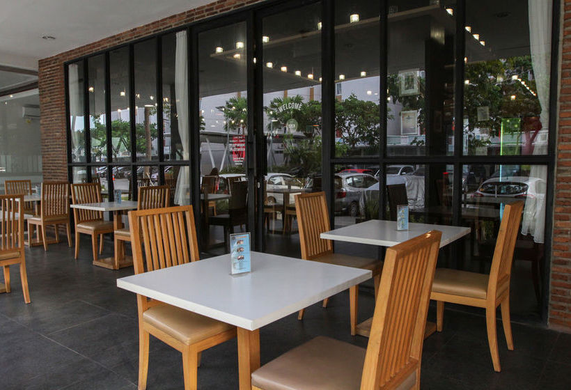 호텔 Airy Aeropolis Residence Suryadarma Tangerang