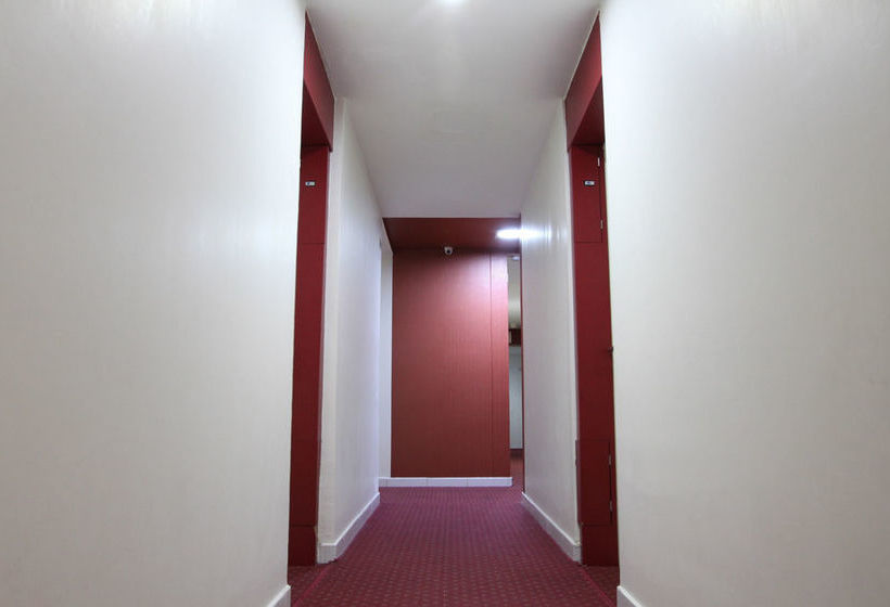 호텔 Airy Aeropolis Residence Suryadarma Tangerang