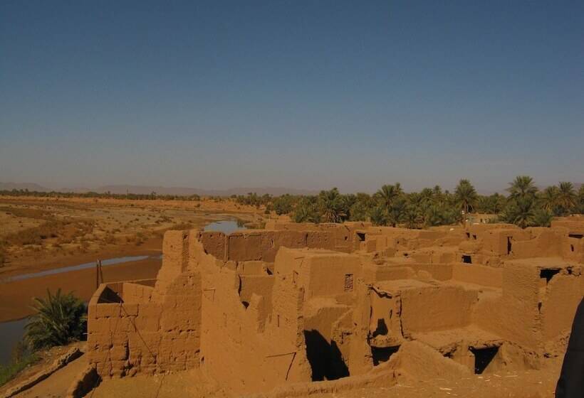 ホテル Auberge Toda Kasbah Tinfou