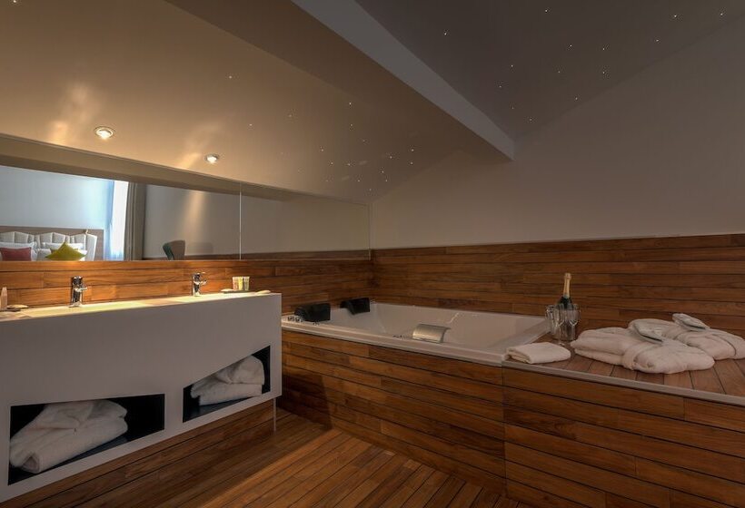 호텔 Best Western Plus  Comedie Saintroch