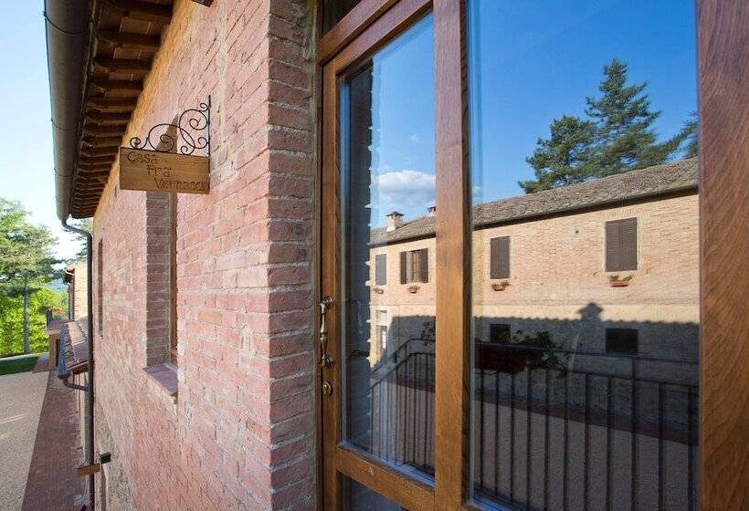 ホテル Casale San Galgano