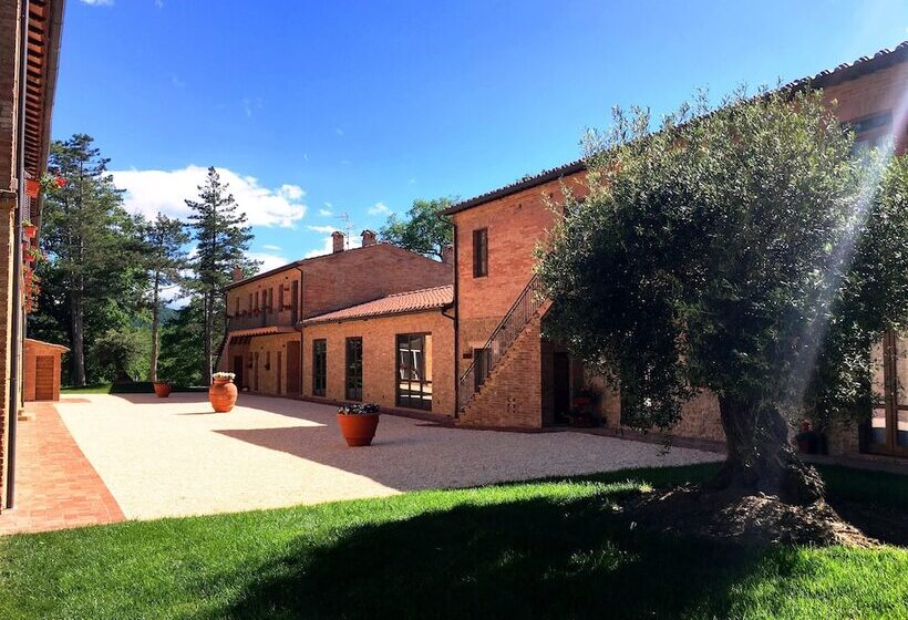 ホテル Casale San Galgano