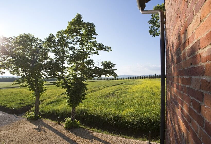 ホテル Casale San Galgano