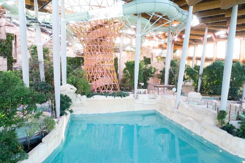 Отель Center Parcs Villages Nature Paris