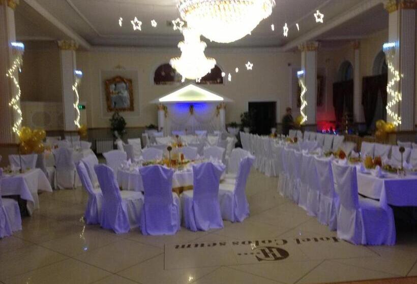 בית מלון כפרי Colosseum