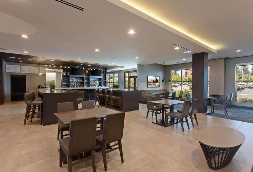 فندق Courtyard By Marriott San Diego El Cajon