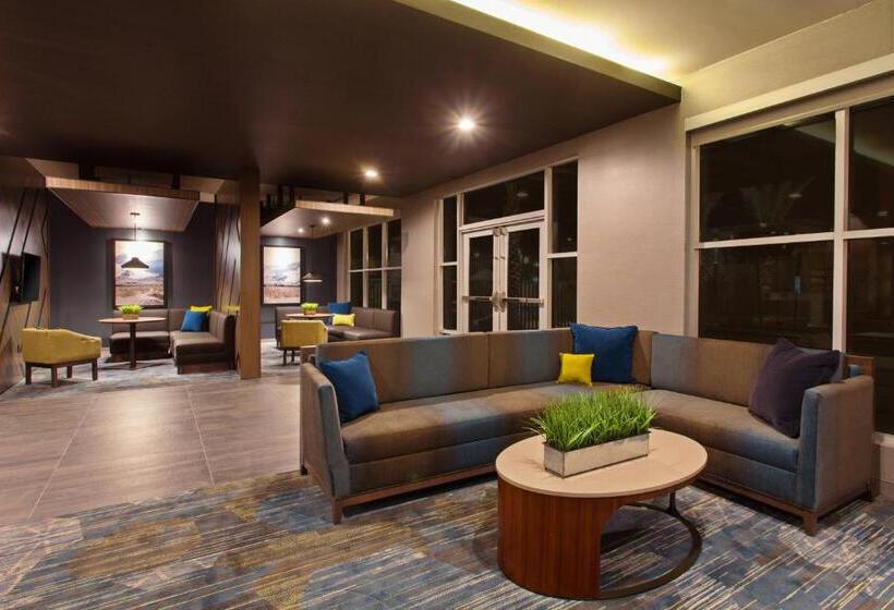 فندق Courtyard By Marriott San Diego El Cajon