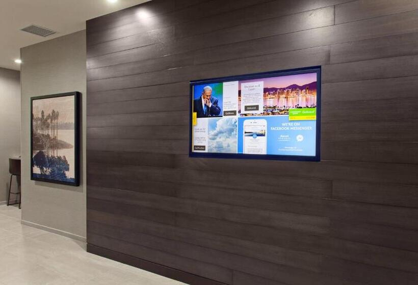 فندق Courtyard By Marriott San Diego El Cajon