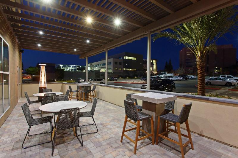 فندق Courtyard By Marriott San Diego El Cajon