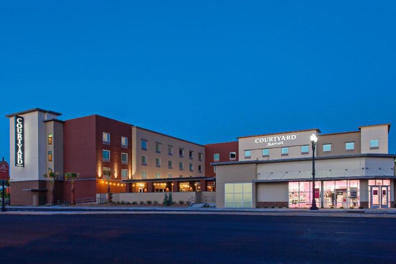 فندق Courtyard By Marriott San Diego El Cajon