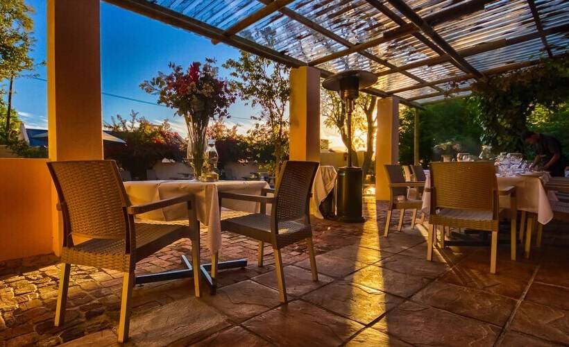 בית מלון כפרי De Leeuwenhof Estate