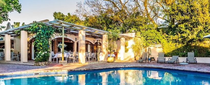 בית מלון כפרי De Leeuwenhof Estate