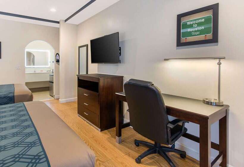 فندق Econo Lodge Inn & Suites Houston Willowbrook