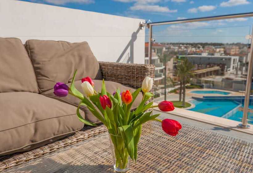 Отель Elysia Park