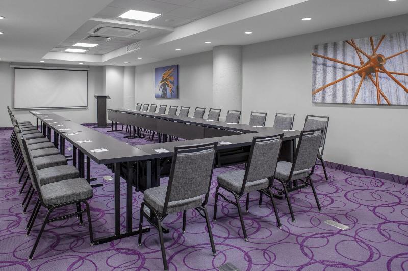 فندق Fairfield Inn & Suites By Marriott Dallas Downtown