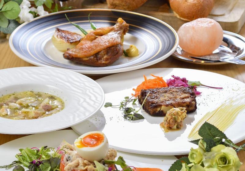 בית מלון כפרי The Meibia Miyazaki