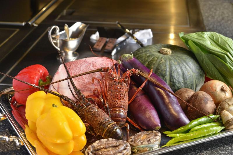 בית מלון כפרי The Meibia Miyazaki