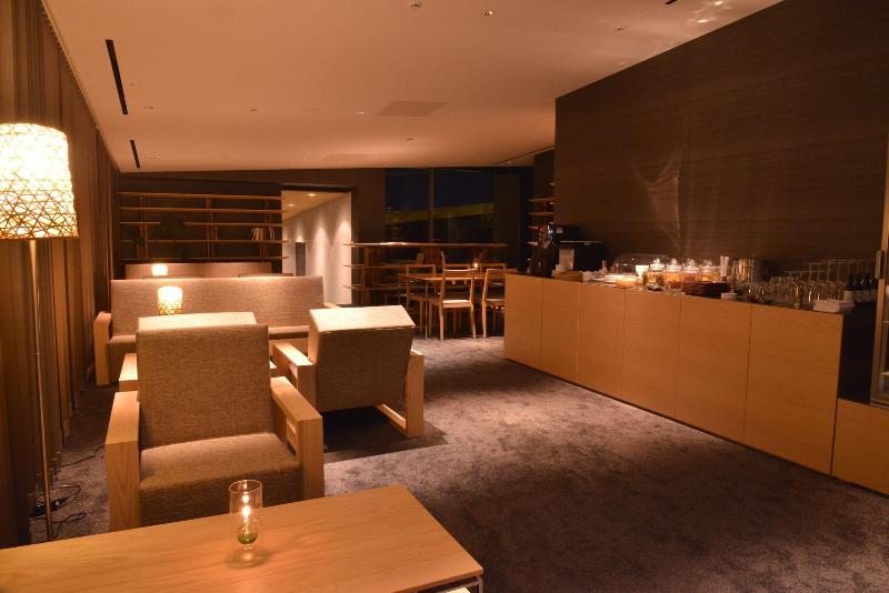 בית מלון כפרי The Meibia Miyazaki