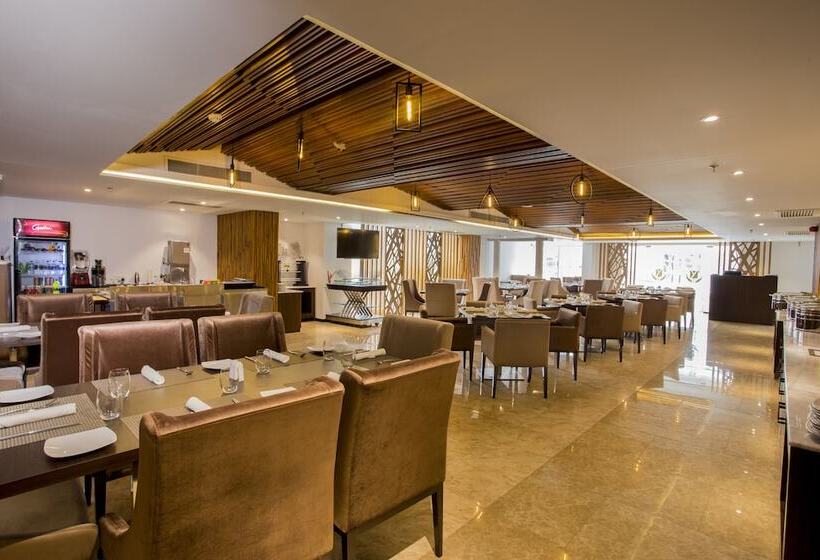 هتل Golden Tulip  The Grandmark Dhaka