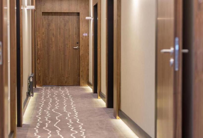 בית מלון כפרי Grand Ascot