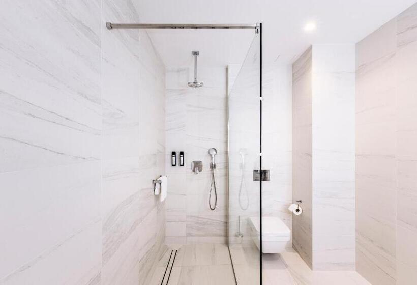 בית מלון כפרי Grand Ascot