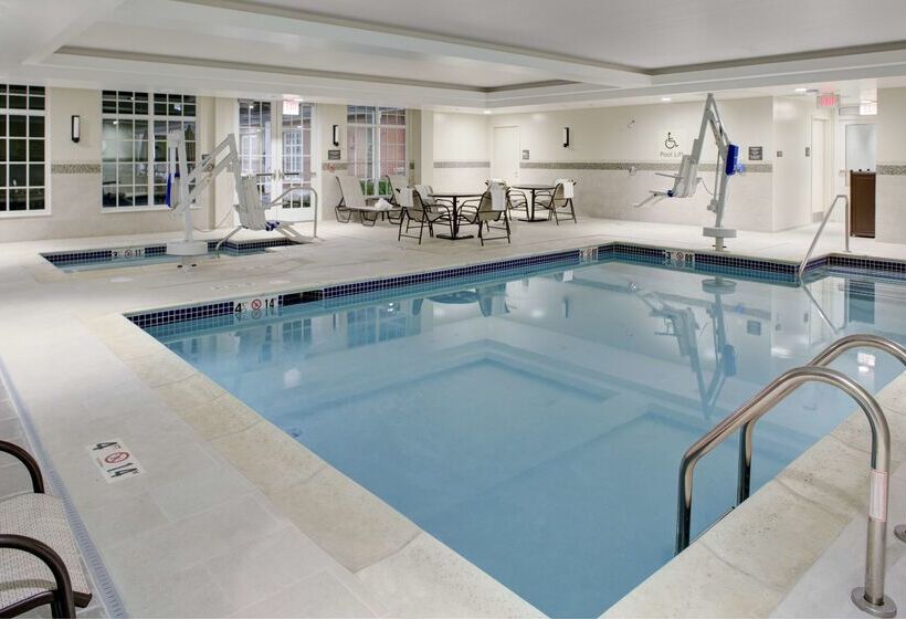 فندق Hampton Inn And Suites Manchester