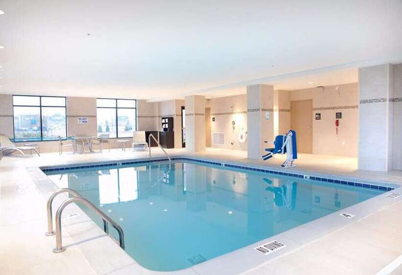 فندق Hampton Inn Big Rapids