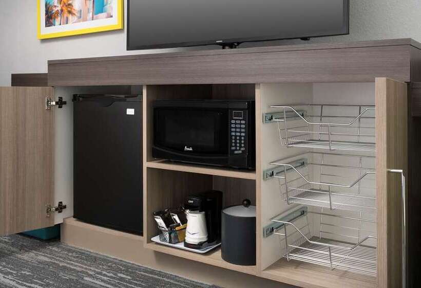 בית מלון כפרי Hampton Inn Miami   Airport East, Fl