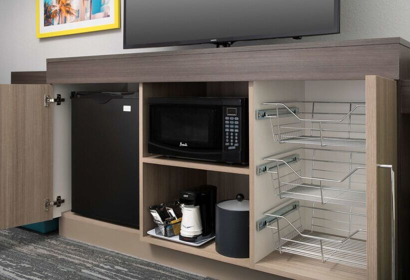 בית מלון כפרי Hampton Inn Miami   Airport East, Fl