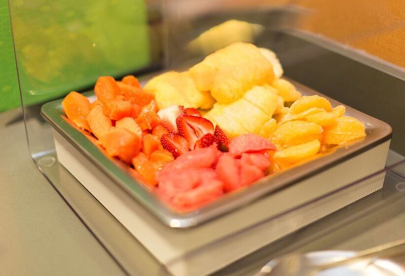 فندق Hampton Inn & Suites Morgantown / University Town Centre