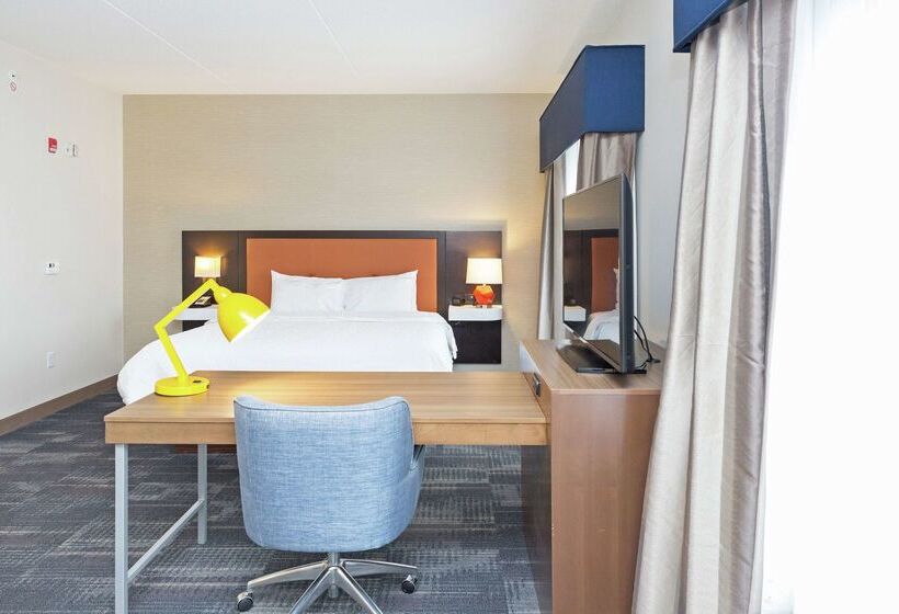 فندق Hampton Inn & Suites Morgantown / University Town Centre