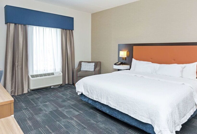 فندق Hampton Inn & Suites Morgantown / University Town Centre