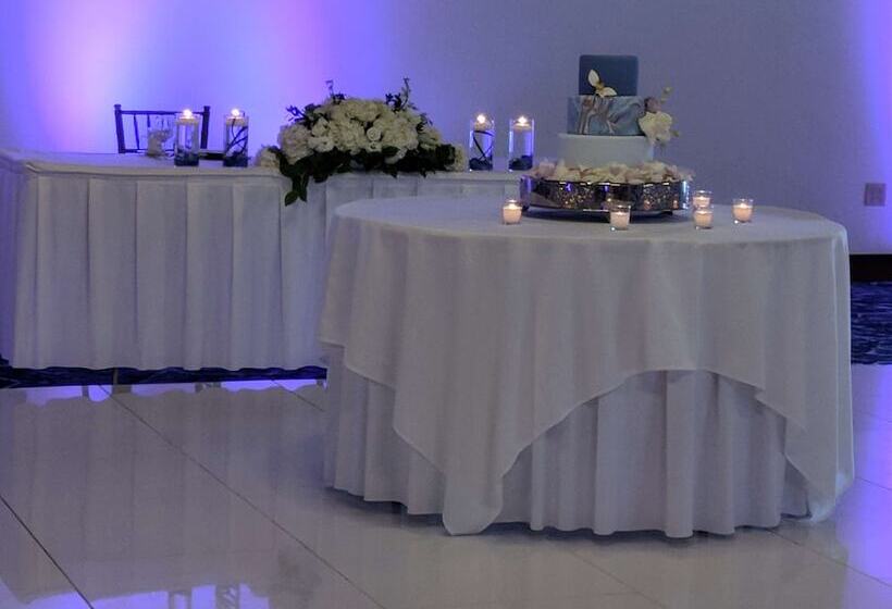 فندق Hampton Inn & Suites Boston/stoughton