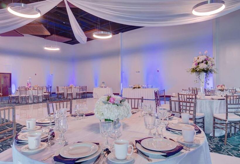 فندق Hampton Inn & Suites Boston/stoughton